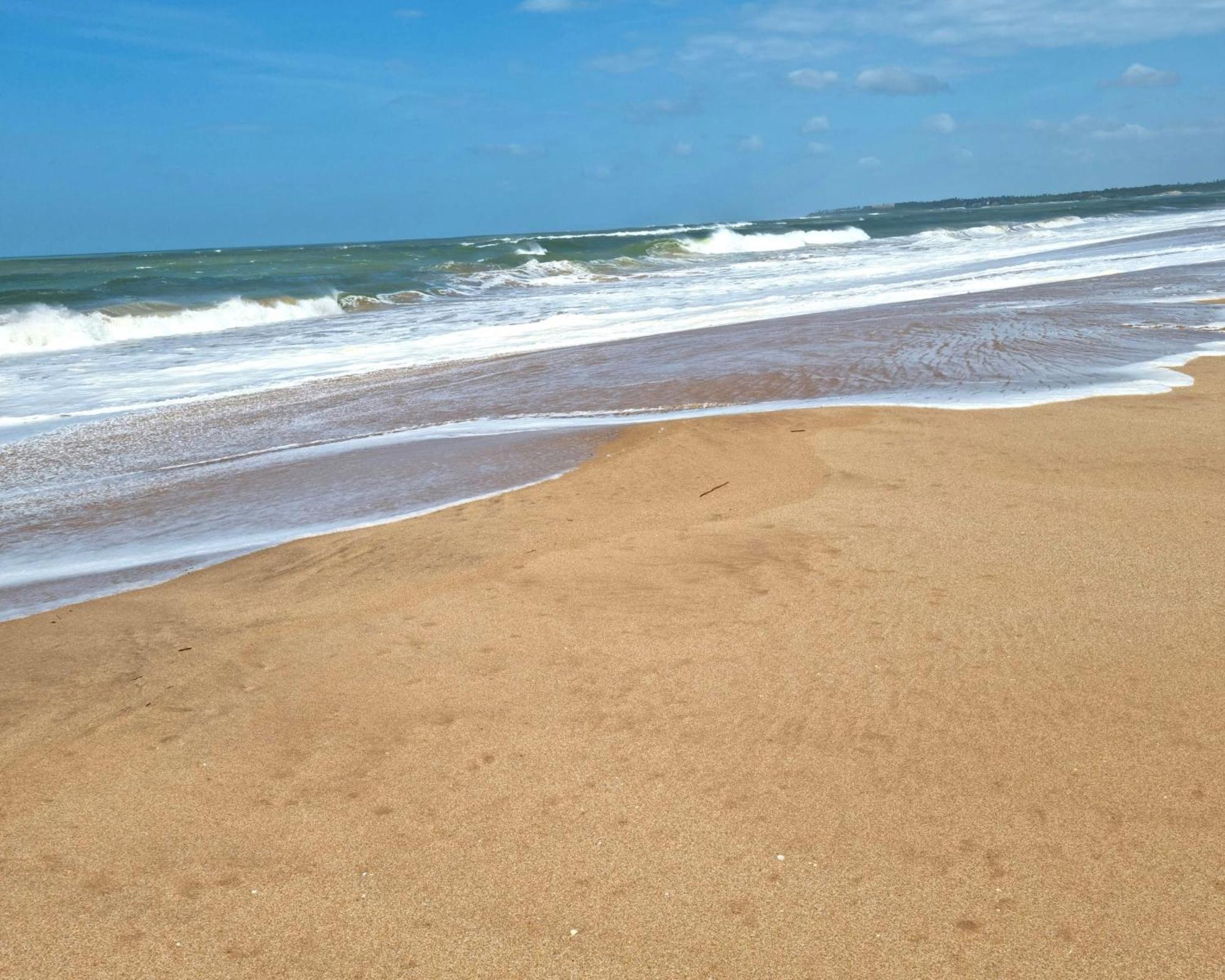 Ardeen Villa - Superb 3 Bedroom Beachfront For 6, Bb, Free Pick Up For 7 Night Stays Arriving Together, Fully Serviced, Taxes Included 탕갈레 외부 사진
