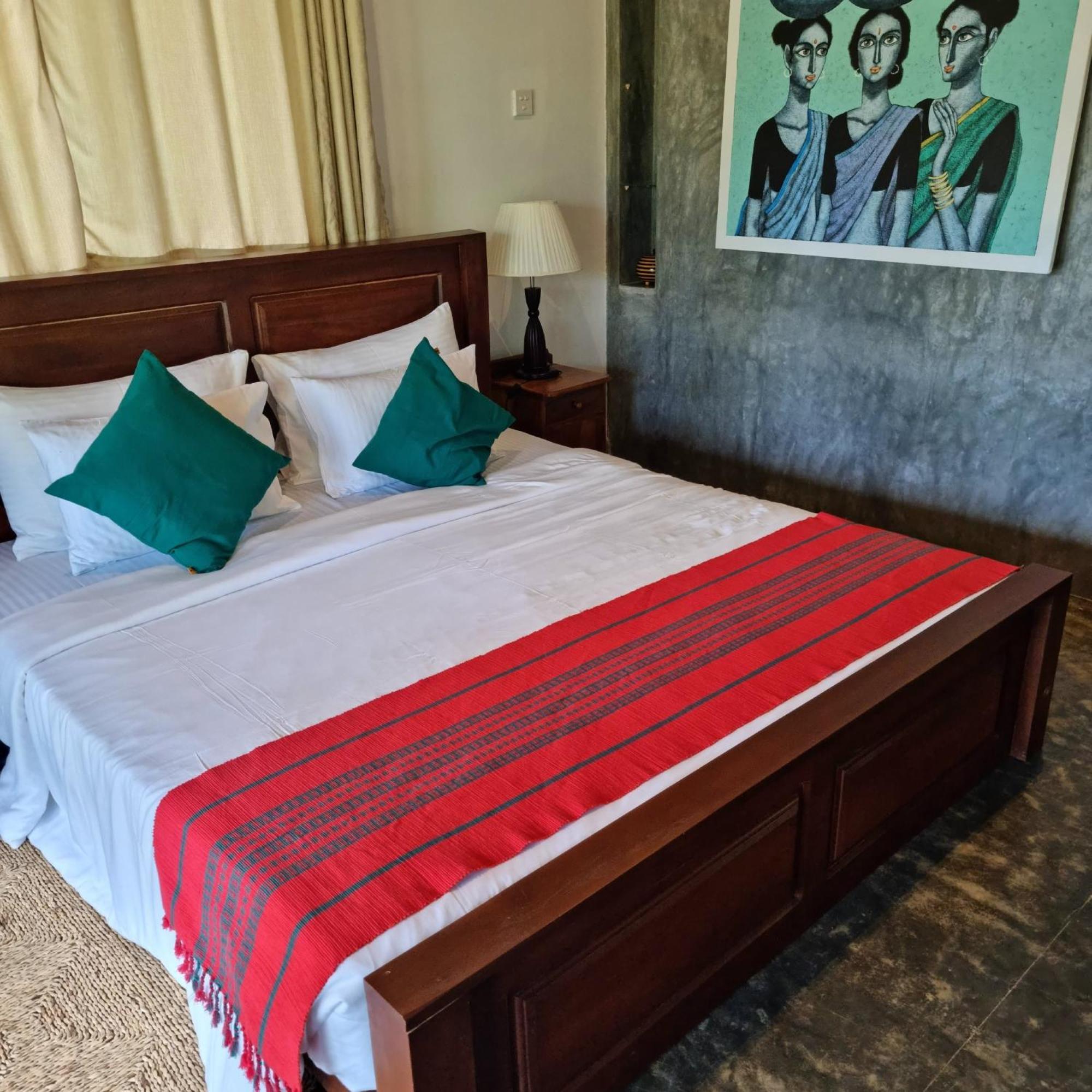Ardeen Villa - Superb 3 Bedroom Beachfront For 6, Bb, Free Pick Up For 7 Night Stays Arriving Together, Fully Serviced, Taxes Included 탕갈레 외부 사진